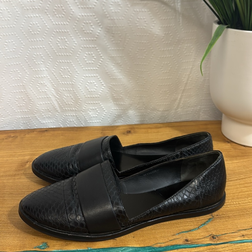 Vince Mason Black Leather Flats 6.5 - Picture 6 of 10